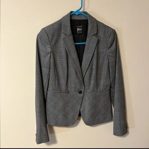 Ann Taylor Women’s Suit - Grey Pinstripe Jacket Size Regular 0, Skirt size 2P